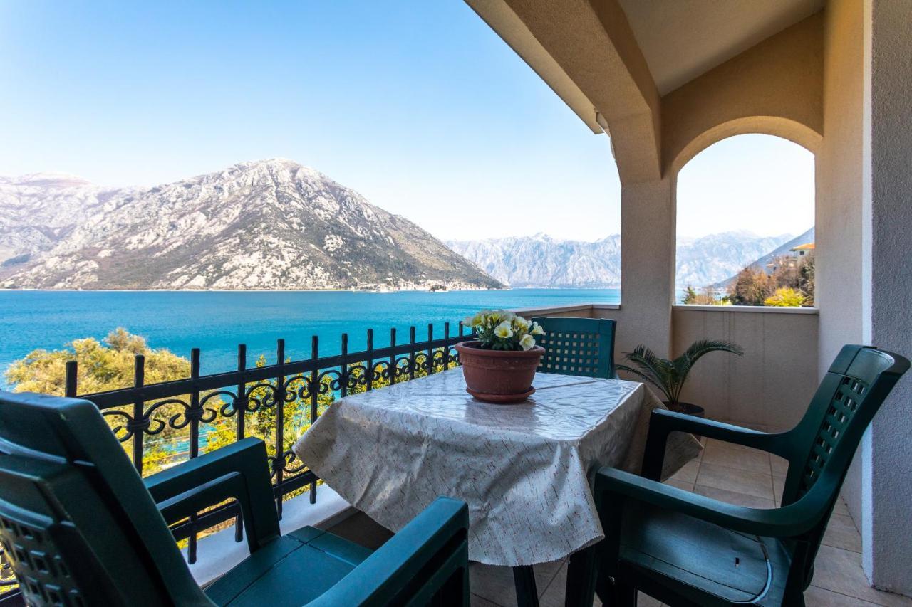 La Castagna Apartments Kotor Exterior photo