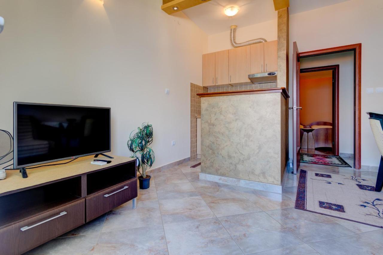 La Castagna Apartments Kotor Exterior photo