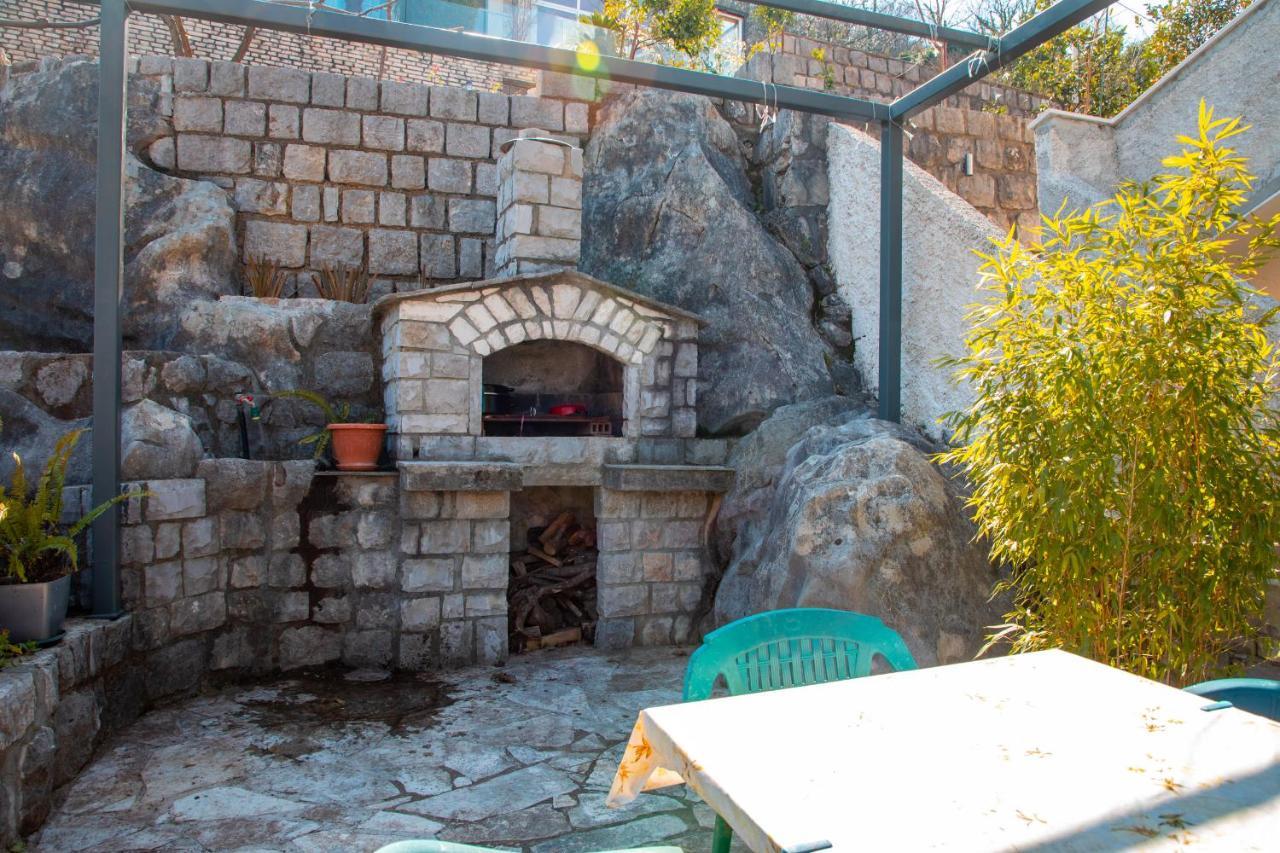 La Castagna Apartments Kotor Exterior photo